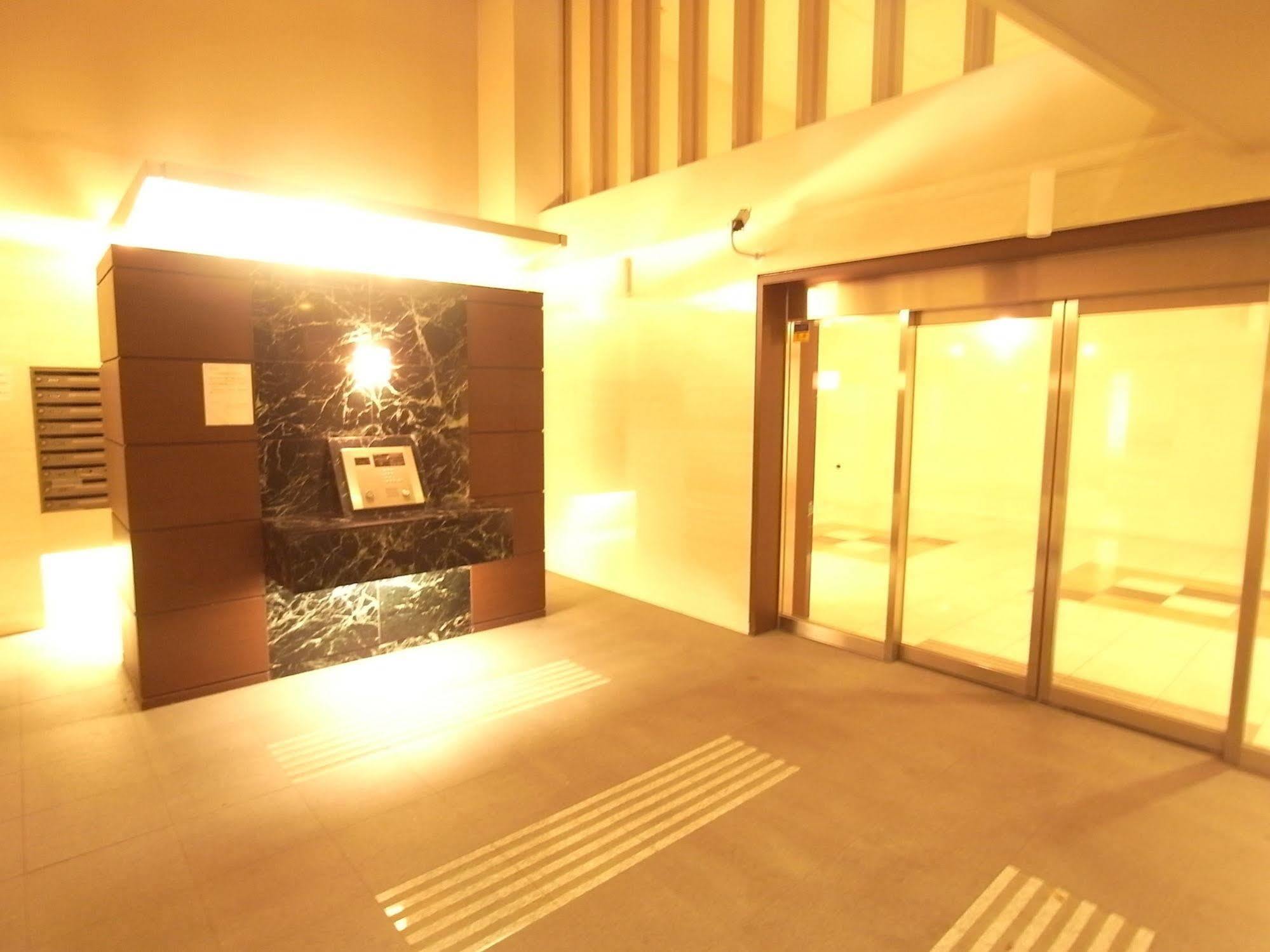 Palace Studio Shinjuku Tochomae Tokyo Bagian luar foto